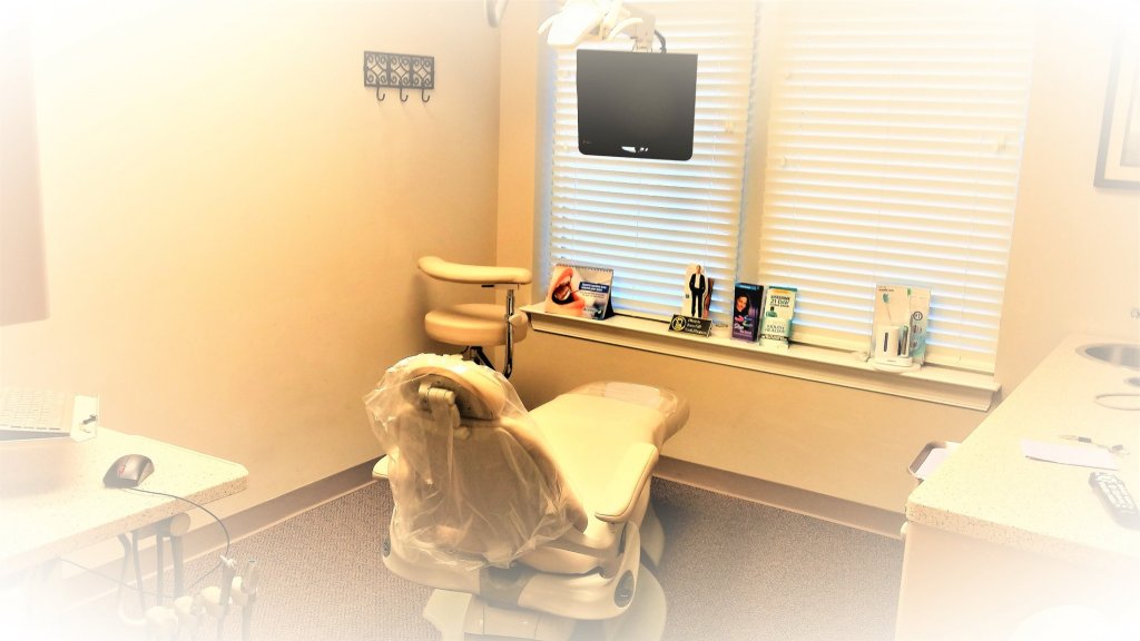 dental procedure room with patient chair